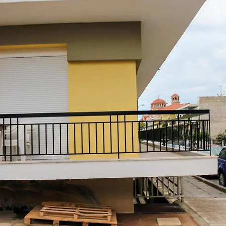 Konstantinos Апартаменты Неа-Муданья