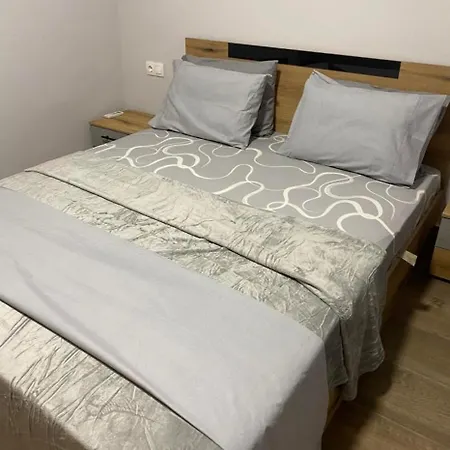 Konstantinos Apartamento *